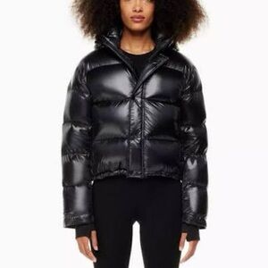 Aritzia Super Puff Shorty High Gloss